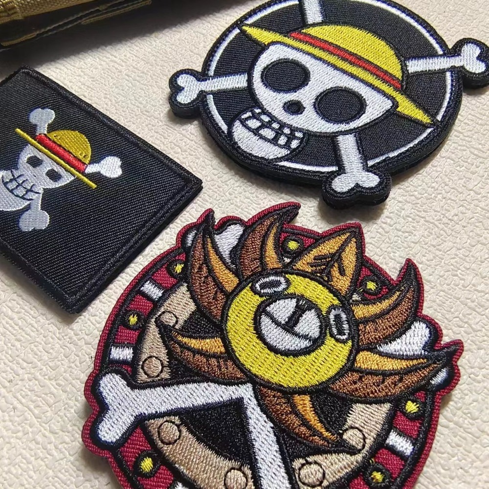 One Piece Badg Cartoon sleeve  - đánh giá và giá Embroidery Patch