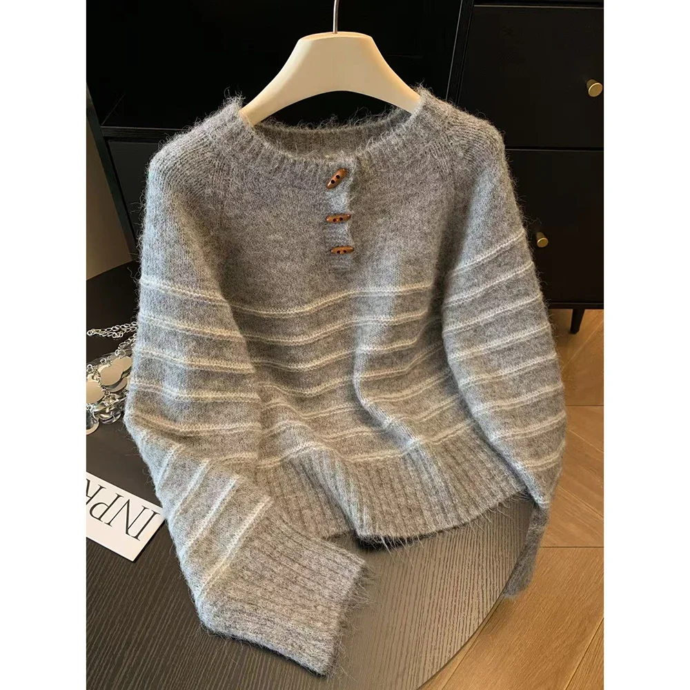 Autumn Winter Women's Striped  - đánh giá và giá Embroidery A
