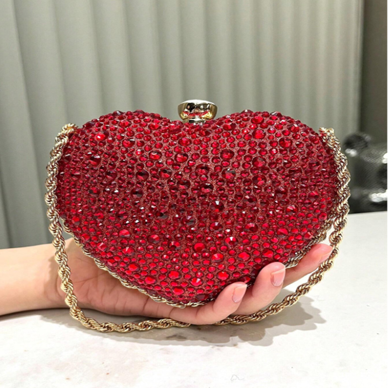 Love Diamond Bag Crossbody Bag - đánh giá và giá Embroidery Design Love